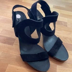 Pedro Garcia Black Heels